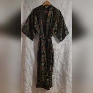 Vintage Shanghai Silk/Brocade Robe Oriental Pagoda Scenic Print Size Medium
